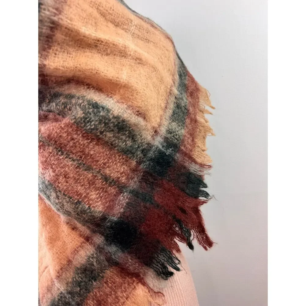 Vintage Edinburgh Woollen Mill Multi Square Scarf /Baby Blanket Plaid Raw Hem